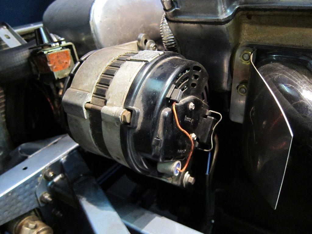 Alternator with integrated regulator - The 'E' Type Forum